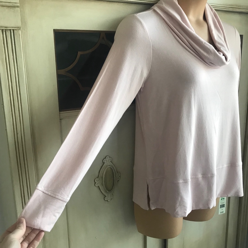 NWT Green Tea Soft Cropped Cowl Neck Top Pink Athleisure Long Sleeve | Size Med - Picture 4 of 10